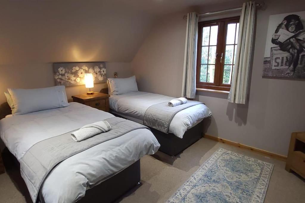 Artro Lodge Luxury 3 Bedroom, 3 Bathroom & Hot Tub Llanbedr  Kültér fotó